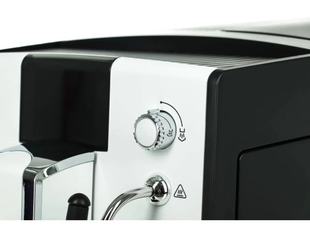 Кофемашина Nivona NICR560 CafeRomatica
