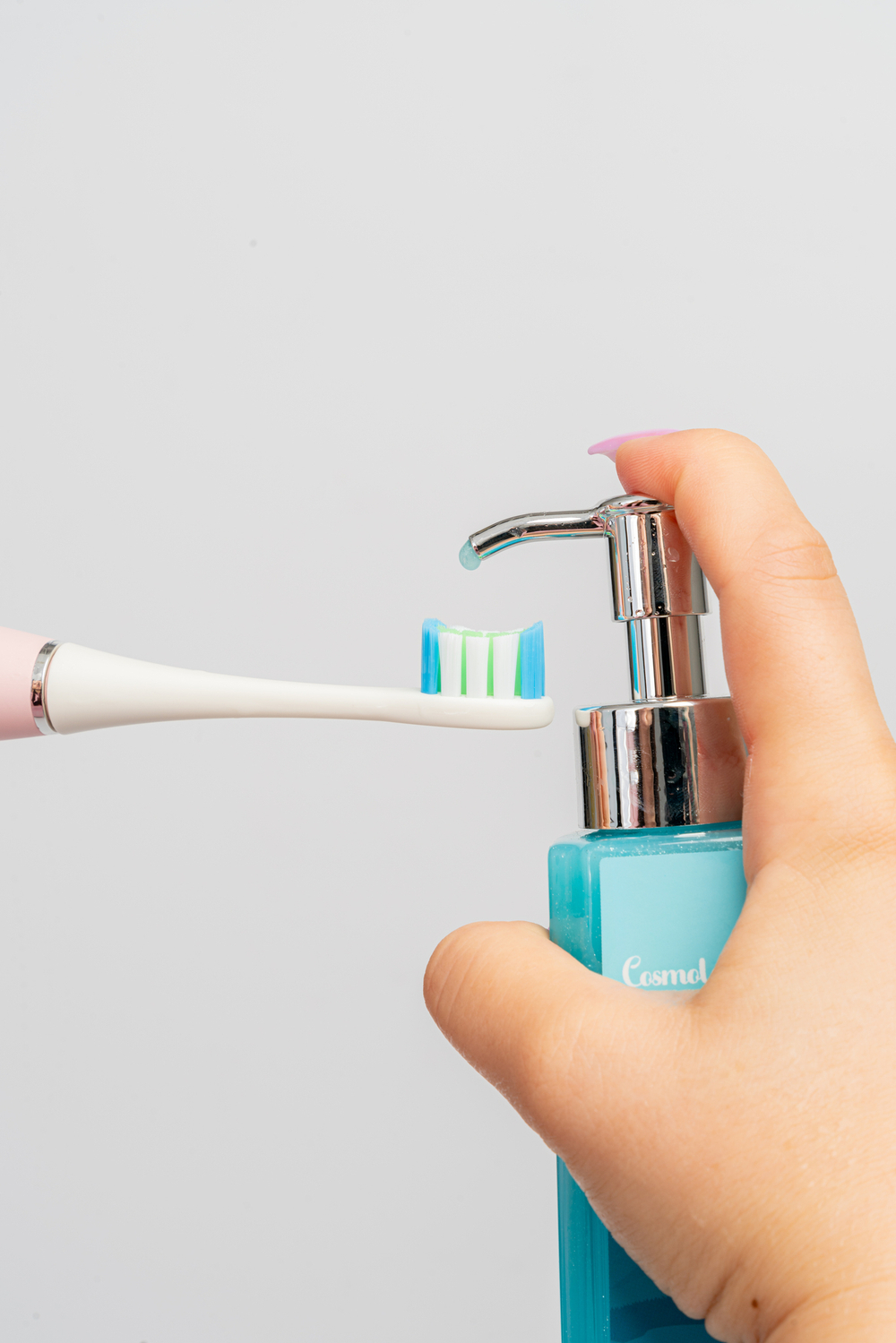 Зубная паста c ментолом