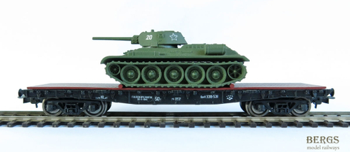 Платформы г.п.50т с танком Т-34, СЖД, (III Эп.)