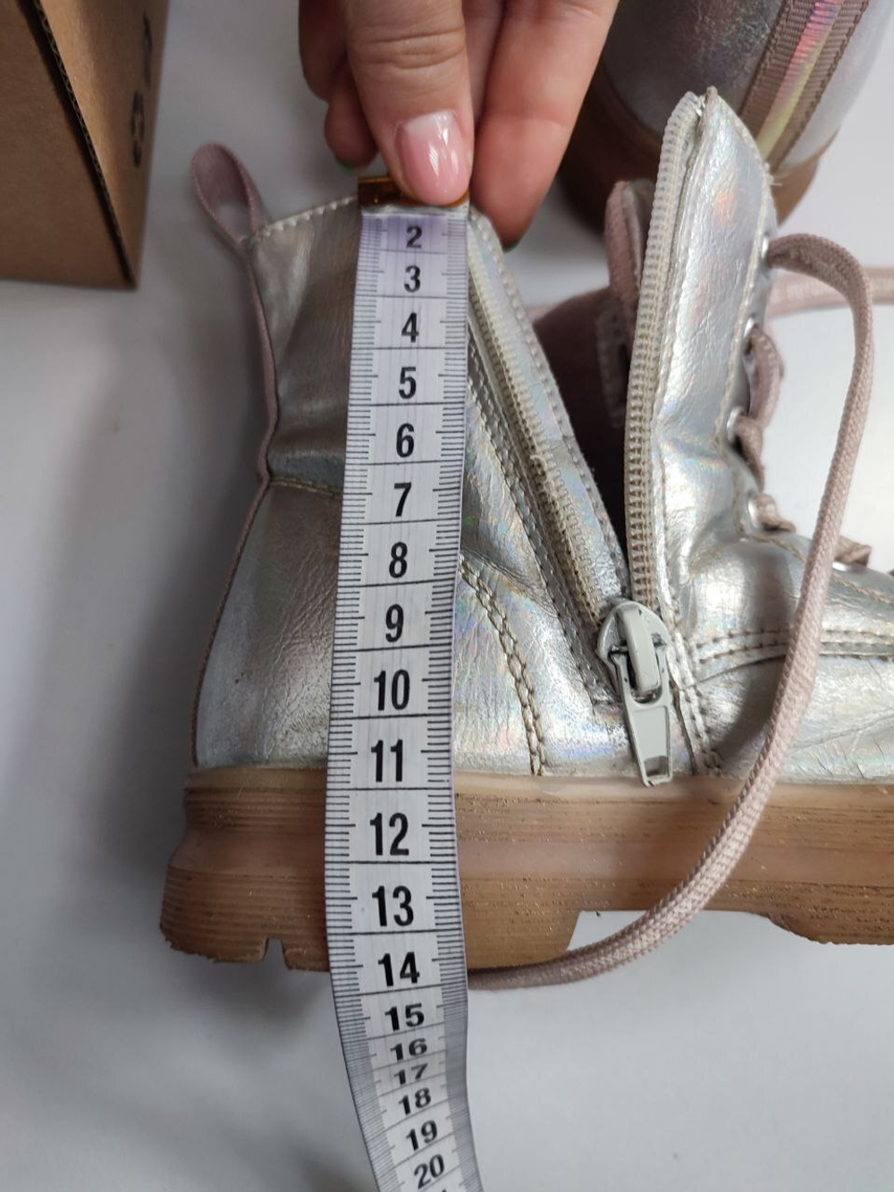 Ботинки Futurino демисезонные 28 размер