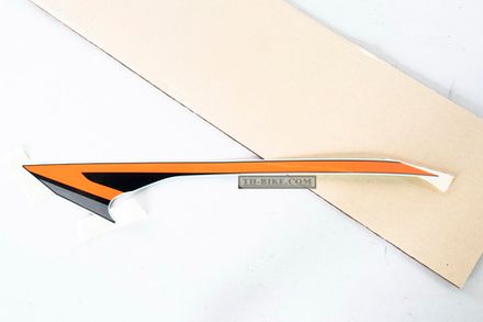 86642-MJW-J20ZA. 	STRIPE A, L. MIDDLE COWL *TYPE4*. (YR249C CANDY ENERGY ORANGE). Honda CBR500R/RA 2016-2018. Plastic CBR500. Orange