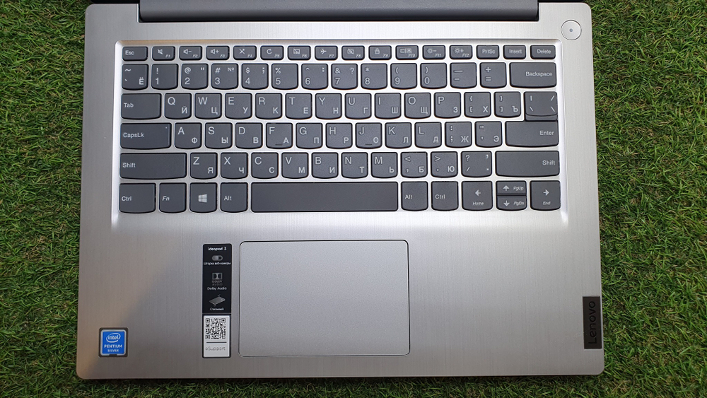 Ноутбук Lenovo Pentium/4Gb