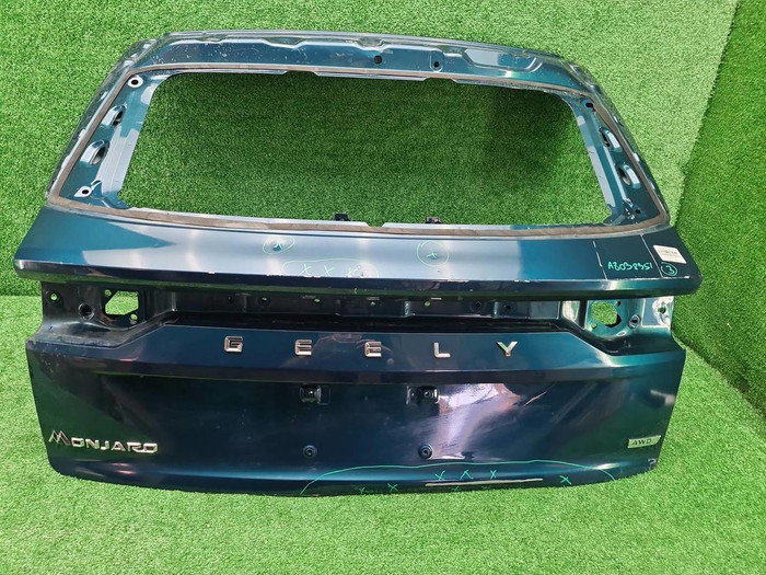 Крышка багажника Geely Monjaro (2021-н.в.)