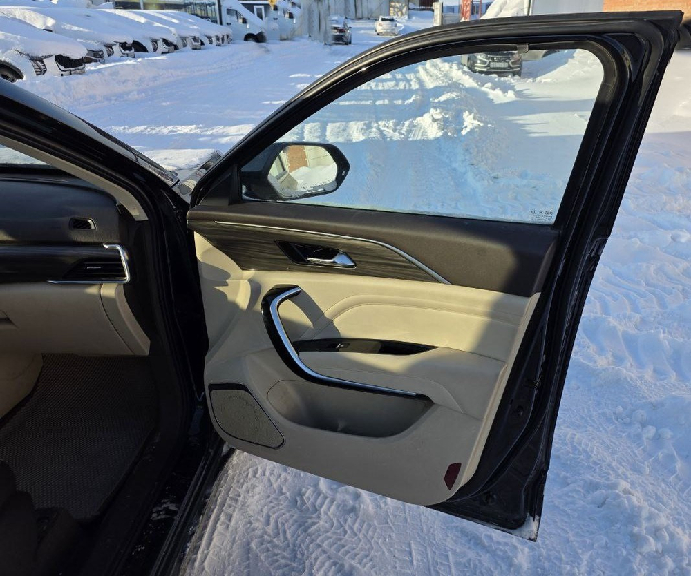FAW Bestune T77 1.5T DCT Prestige Plus
