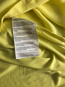 Блузка Clockhouse яркого цвета, маркировка 42, визуально на 48 размер, новая