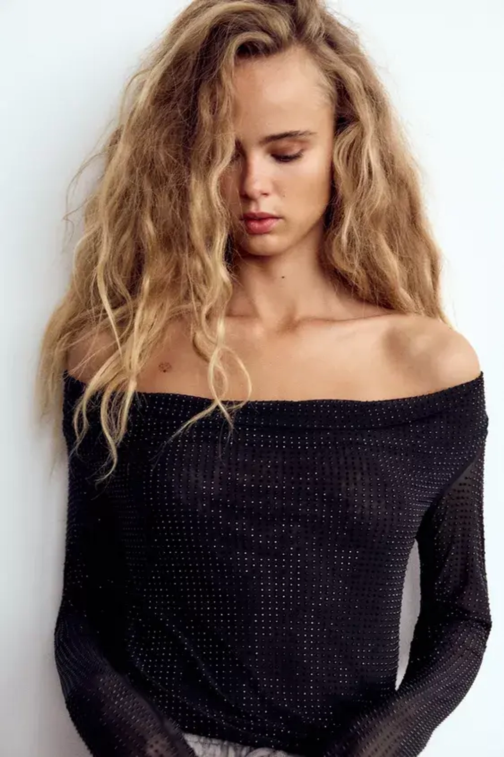 ZARA ТОП ИЗ ПОЛУПРОЗРАЧНОЙ ТКАНИ СО СТРАЗАМИ, ЧЕРНЫЙ