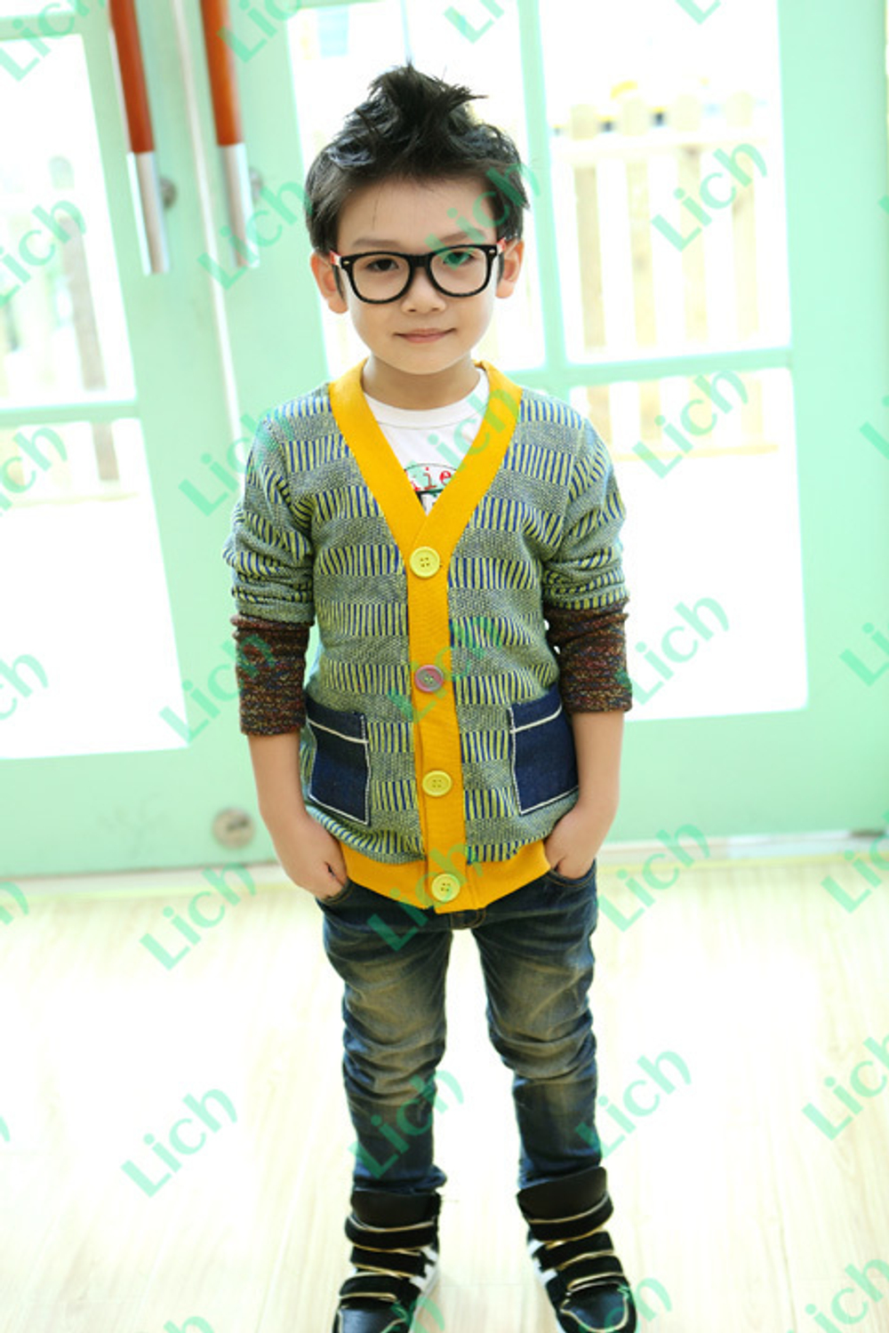 Кардиган детский с контрастной отделкой разной фактуры