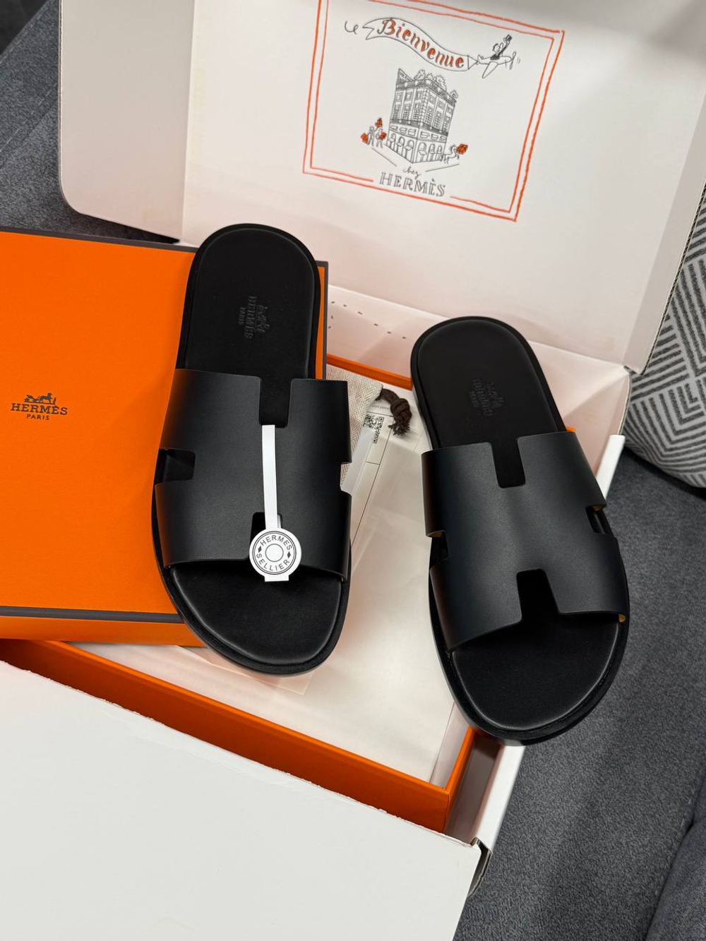 Шлёпанцы Hermes