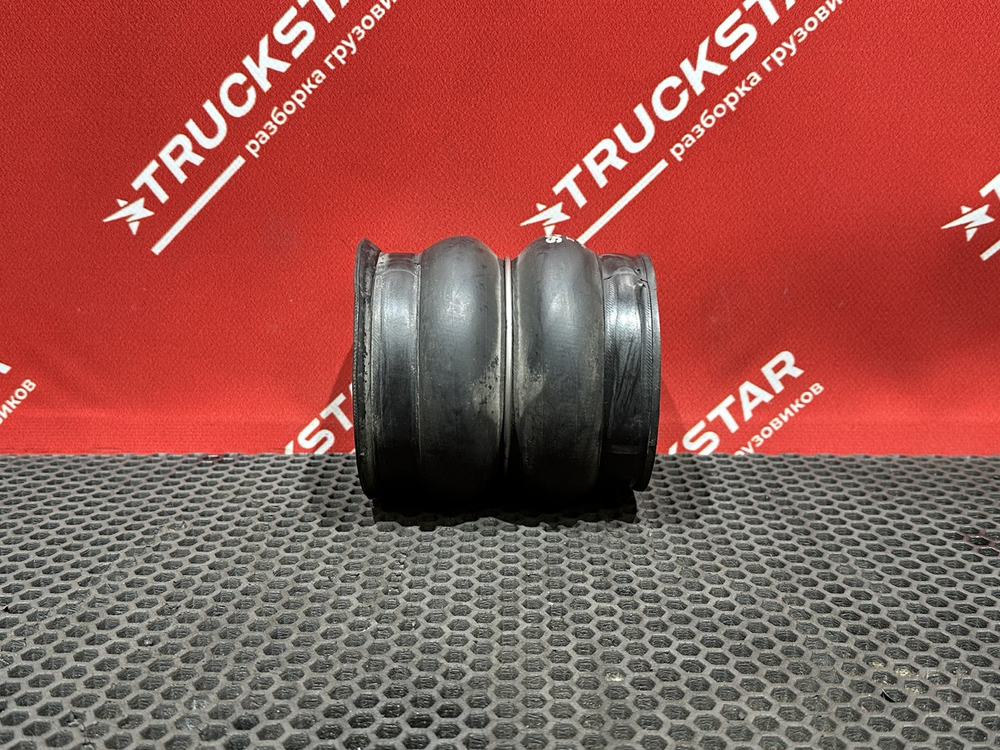 Патрубок интеркулера