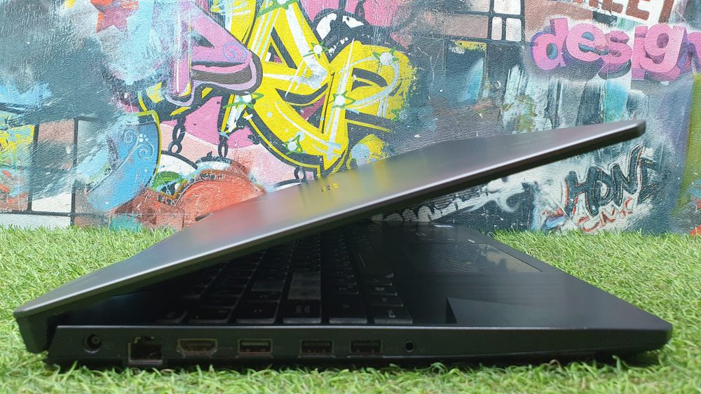 игровой ASUS i7-8/8 Gb/GTX 1050 4 ГБ/FHD/ TUF Gaming FX505GE-BQ165T [90nr00s1-m04190]