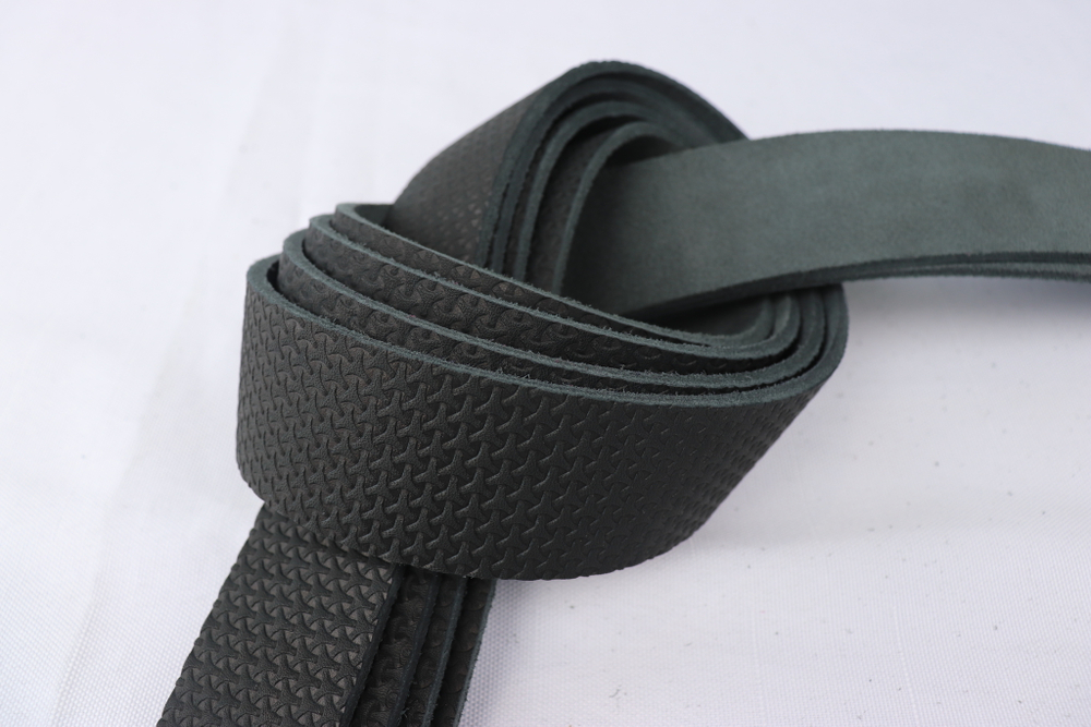 Ременная заготовка черная + Плита Древний узор