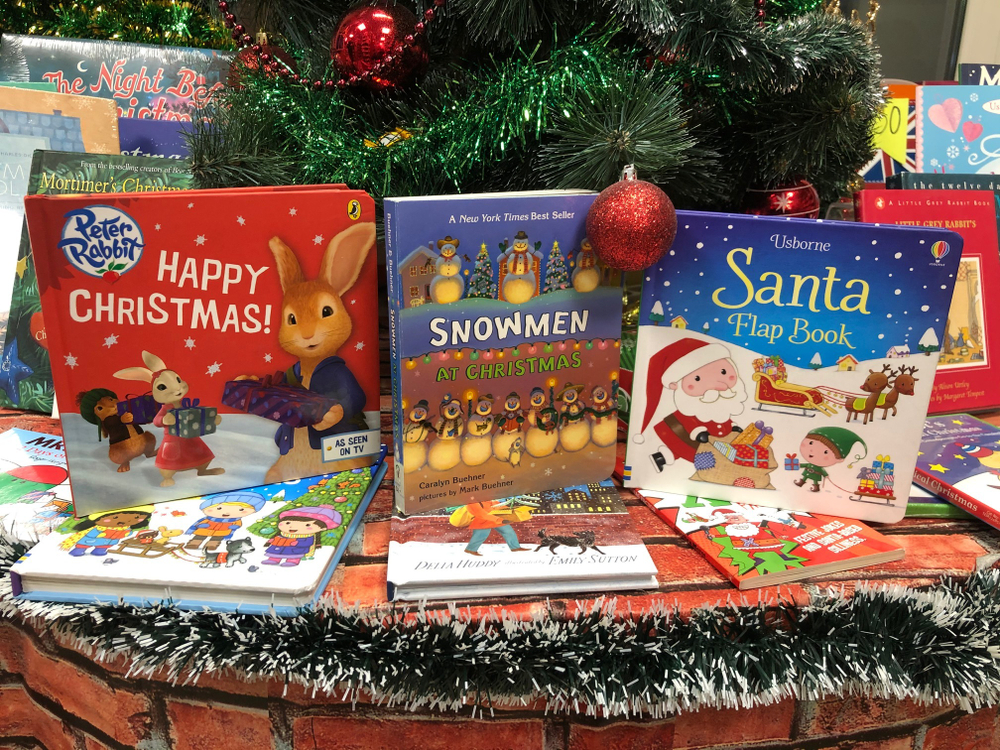 Buehner Caralyn. Snowmen at Christmas  (board book)