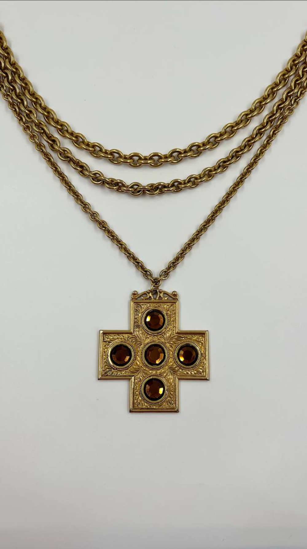 Колье с декоративным крестом Accessorcraft NY