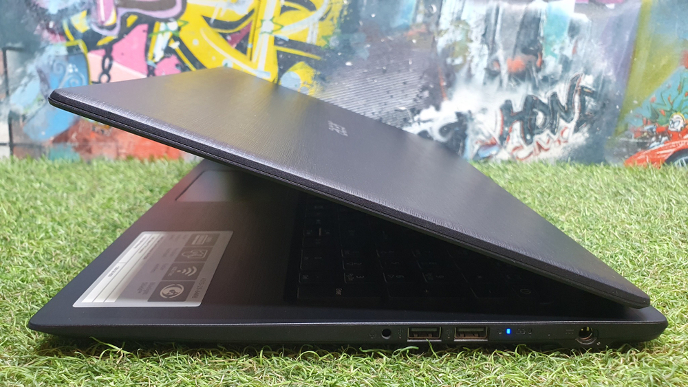 Ноутбук Acer AMD A6/4Gb