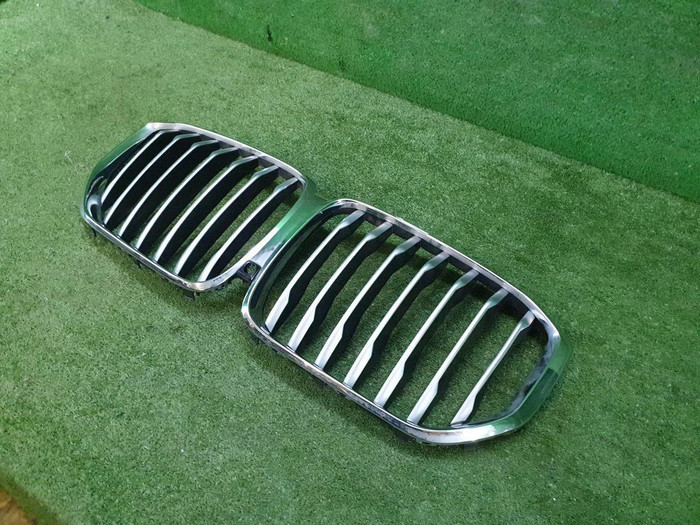 Решетка радиатора BMW X5 G05 (2018-2023)