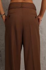 Брюки широкого кроя