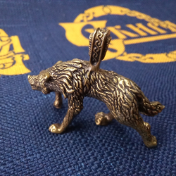 Подвеска. Волк-охотник