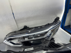 Оригинальная фара Nissan Sylphy (правый руль),