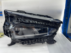 Фара передняя LED для XPeng P7 (левая+правая), оригинал