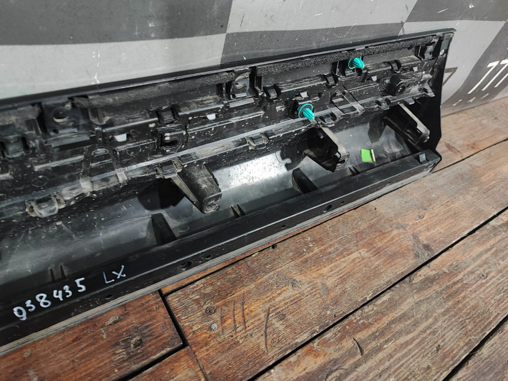 Накладка двери передней правой Exeed LX 19-нв Б/У Оригинал 609000293AADQJ