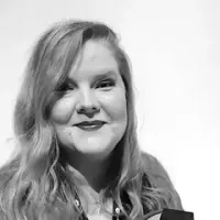 Пиа Лонг (Pia Long)