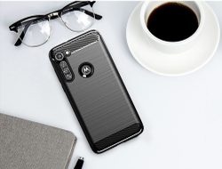 Чехол черного цвета на Motorola G8 Power, серия Carbon от Caseport