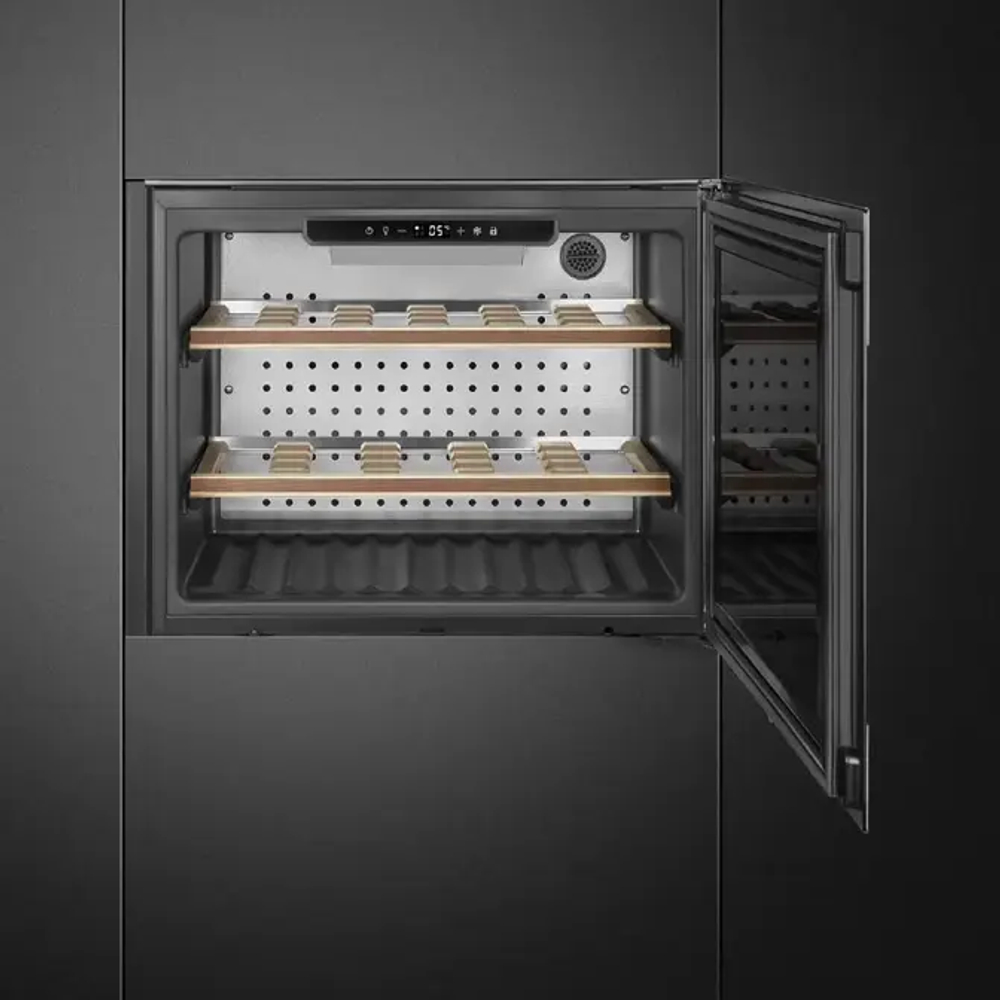 Винный холодильник Smeg CVI321X3