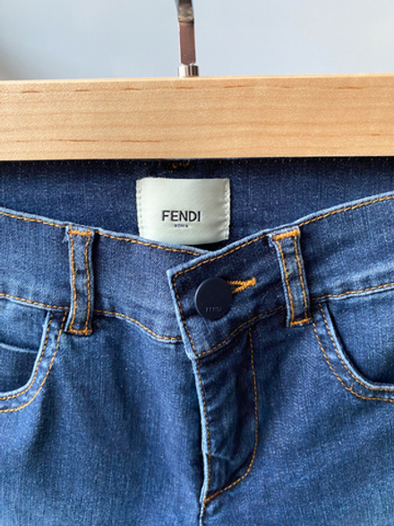 Новые джинсы Fendi, 116