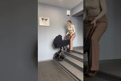 Cybex Priam 4 спуск по лестнице