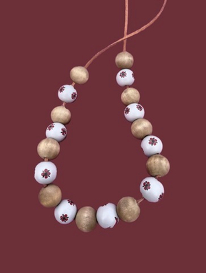 Бусы Брусника