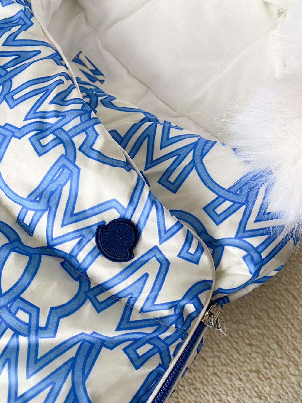 Пуховый конверт Moncler, 62