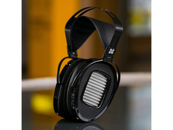 Планарные накладные наушники HiFiMan Arya Unveiled