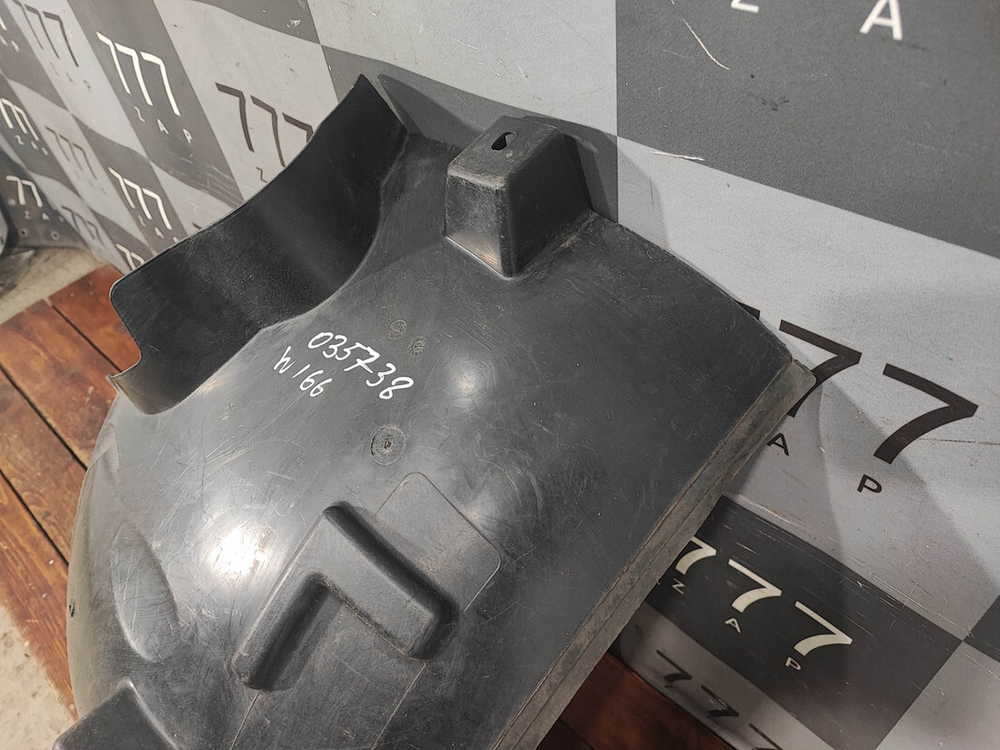 Подкрылок передний правый Mercedes ML GLE (W166) 11-18 Б/У Оригинал A1668841222