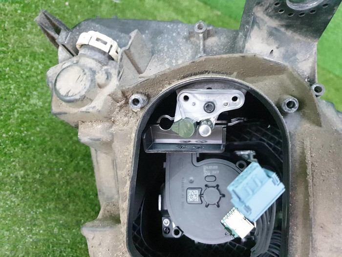 Фара левая Mercedes GLC X253 (2015-2019) LED