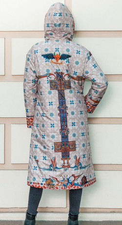 Пальто "Мифология", по мотивам фантастических существ со страниц Псалтыри Латтрелла