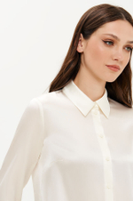 23457 Блузка женская (молочный)