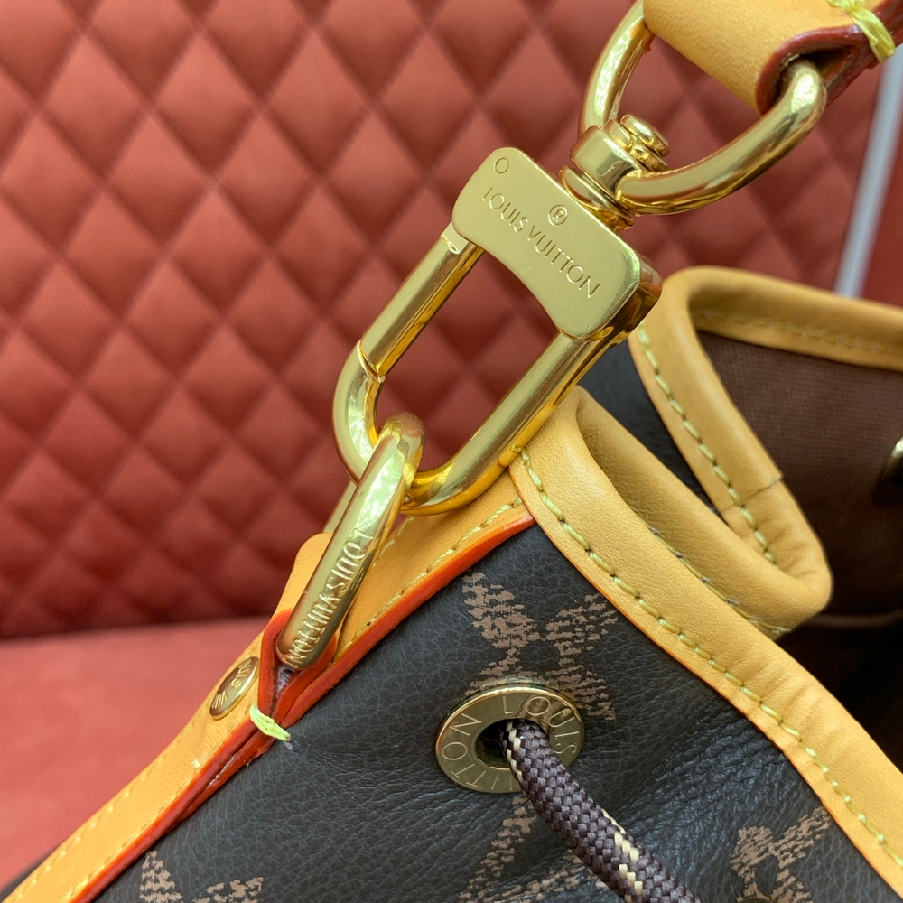 Louis Vuitton Noe Cargo