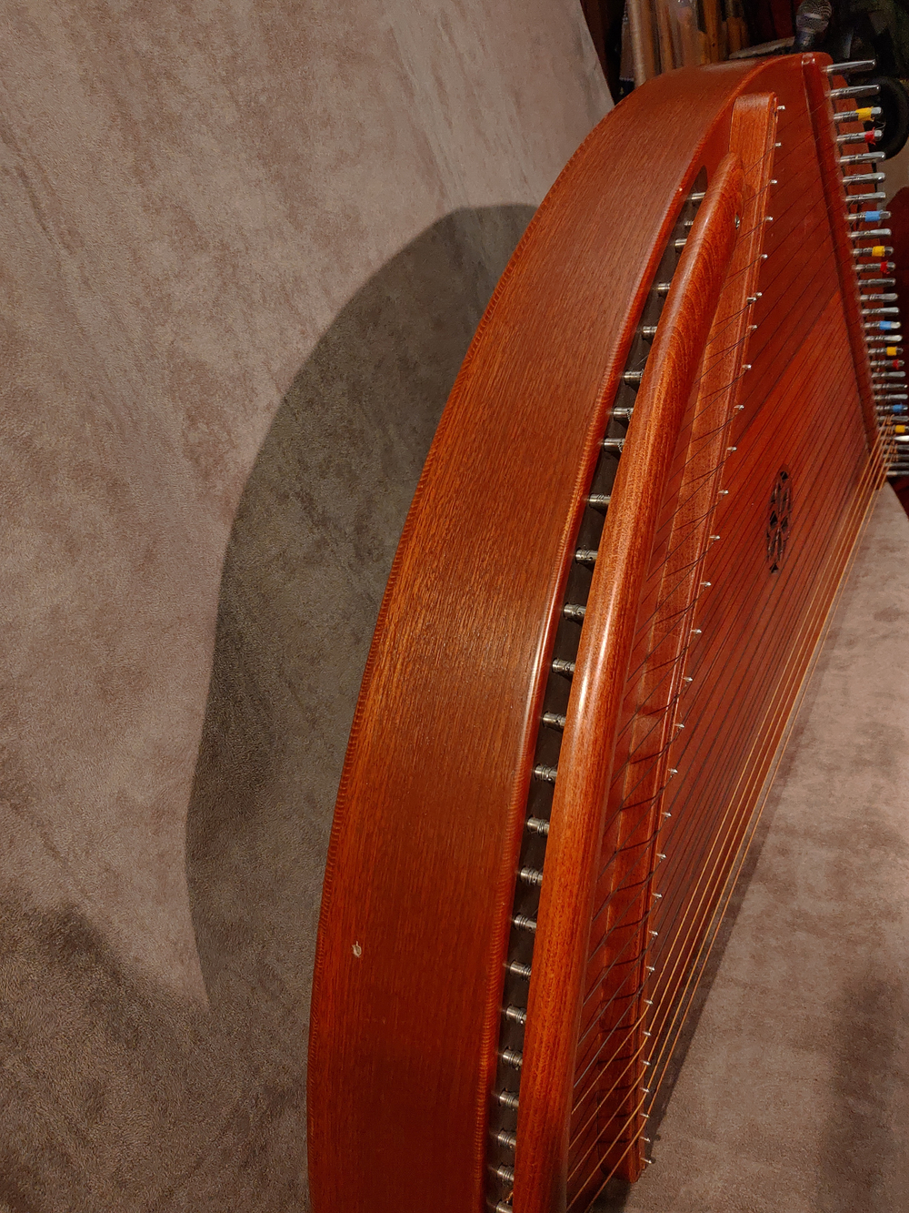 Гусли шлемовидные 29 струн Кантелеонъ