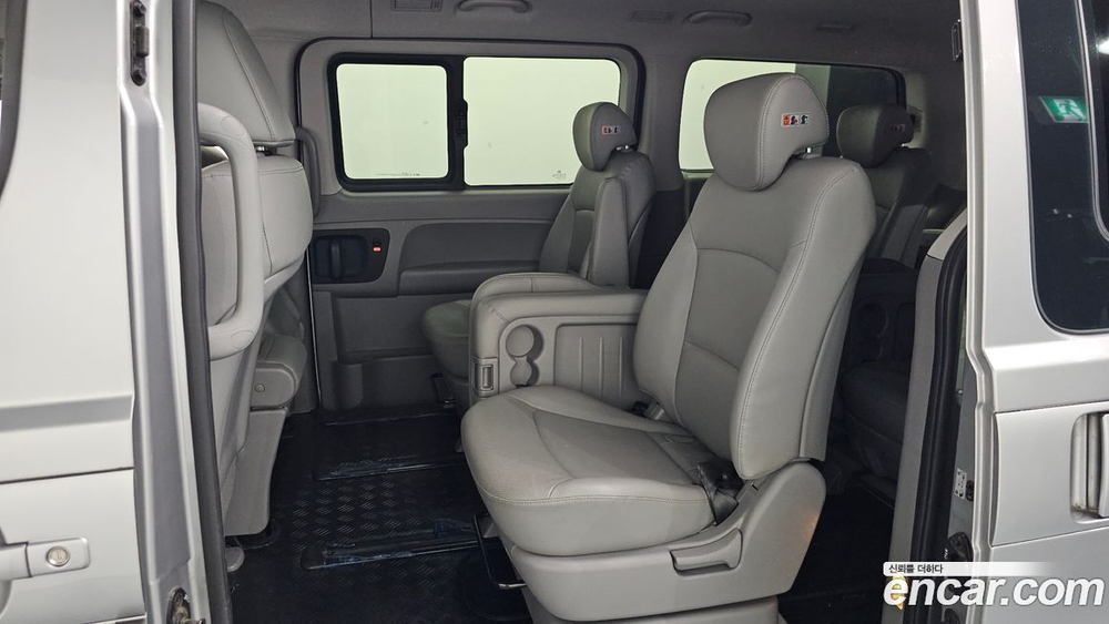 Hyundai The New Grand Starex Wagon 12인승 (01.2020)