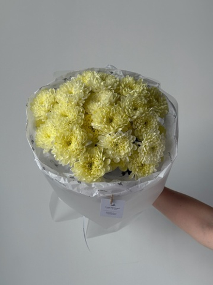 Букет из хризантемы в сливочном оттенке