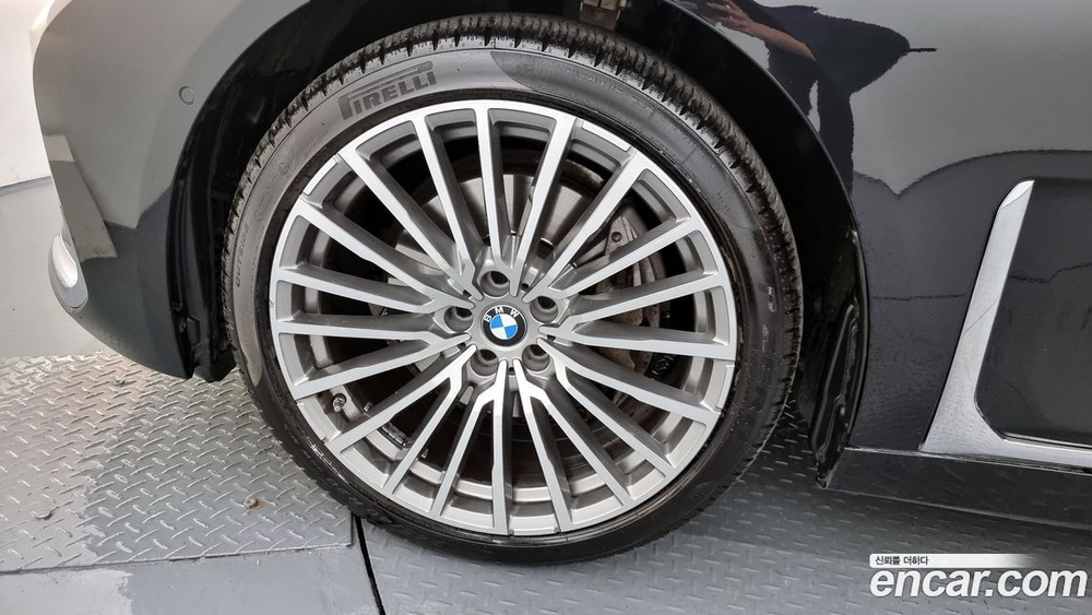 BMW 7 Series (G11) 740Li xDrive Design Pure Excellence (03.2021)