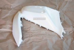 64501-KWN-902ZB. COVER, R. FR. *NHA87P*. White. Honda PCX. (NHA87P PEARL HIMALAYAS WHITE)