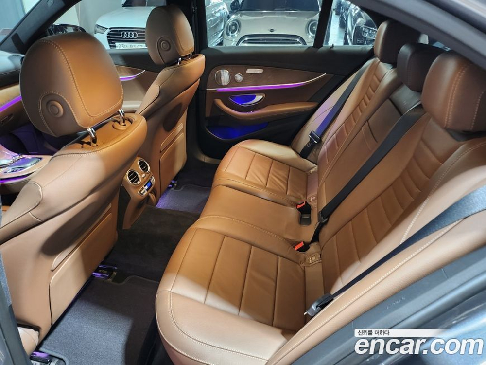 Mercedes-Benz E-Class W213 E300e 4MATIC Exclusive (01.2021)