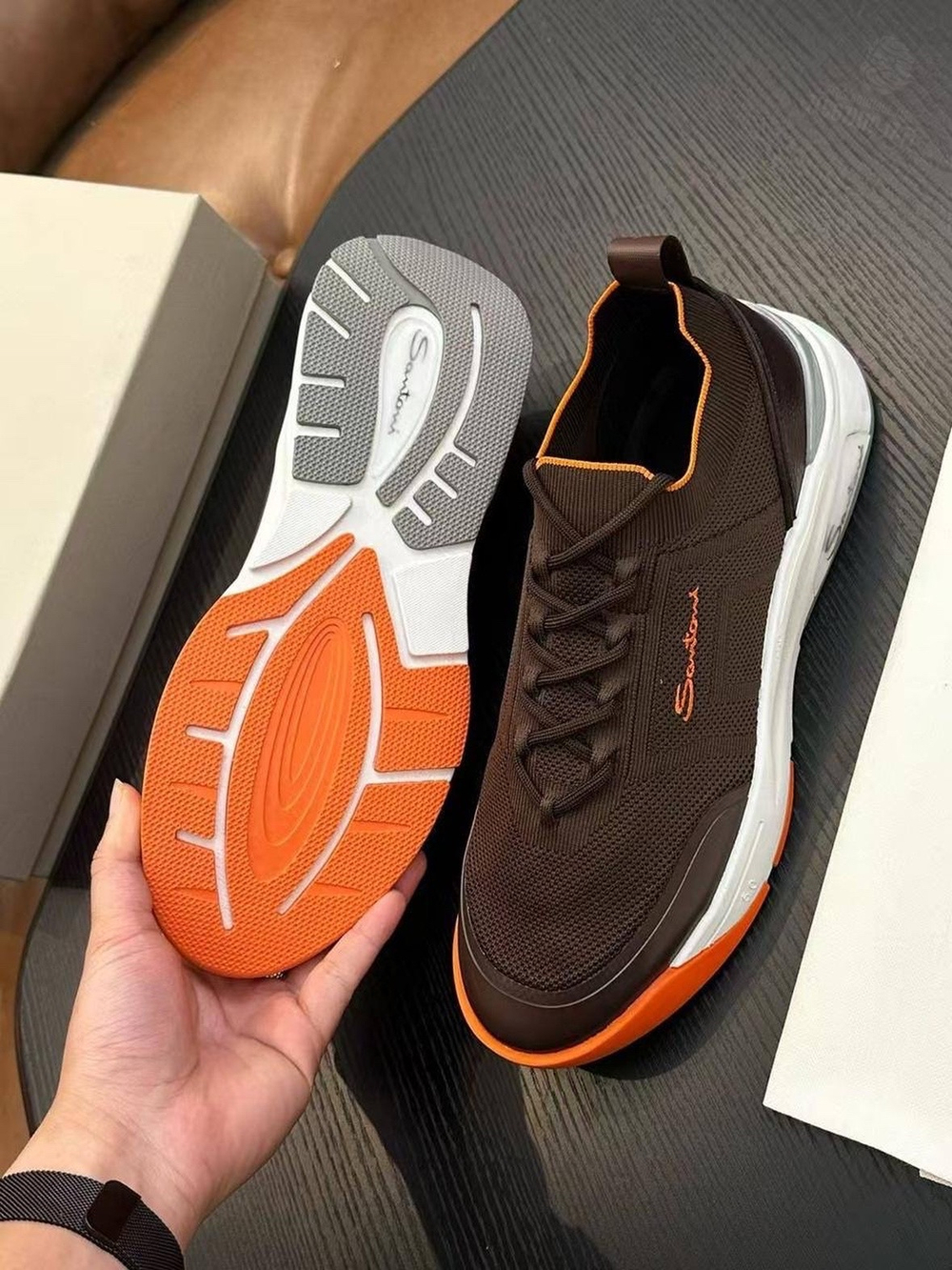 Кроссовки Santoni