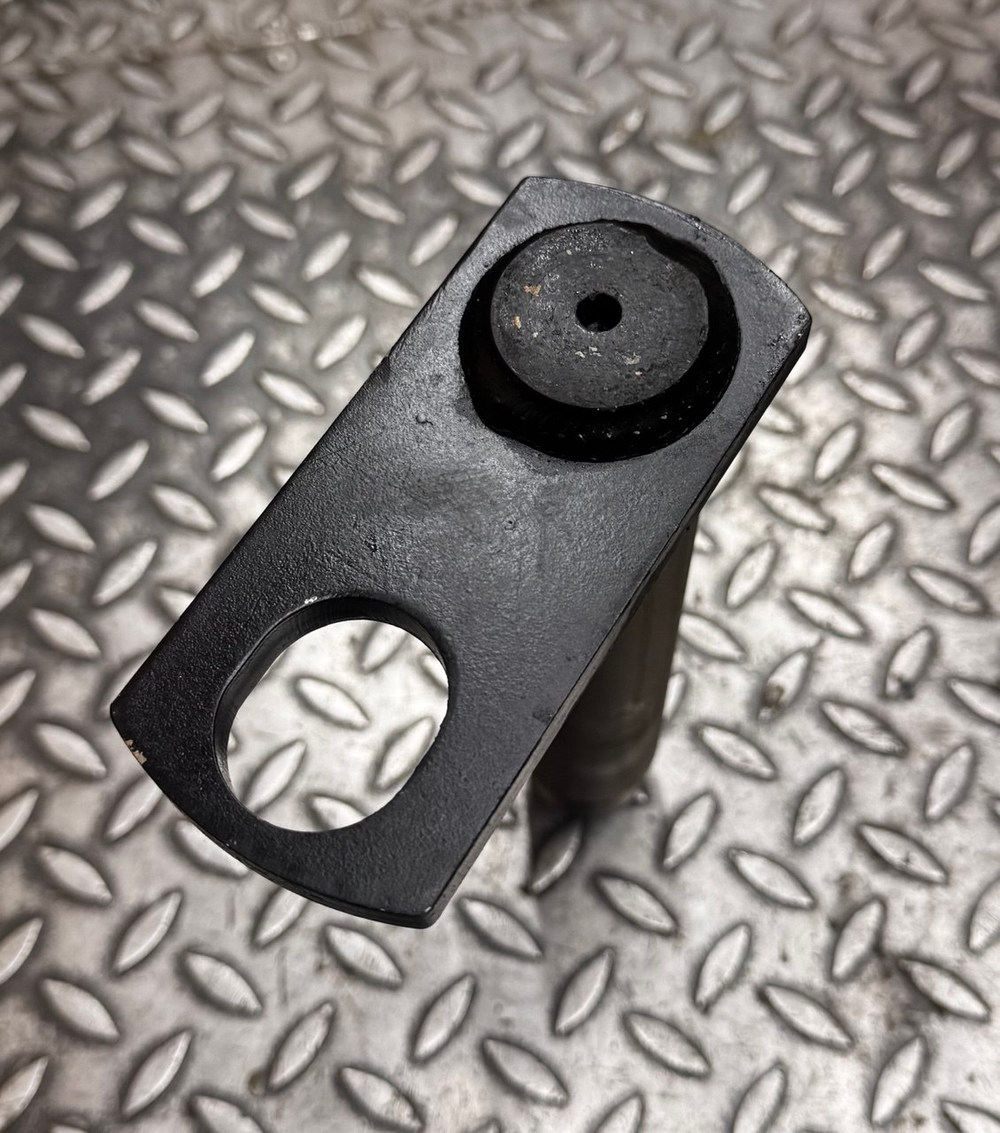 Палец 42N-856-1760