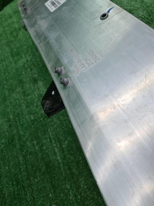 Усилитель передний Lixiang L6 (2024-н.в.)