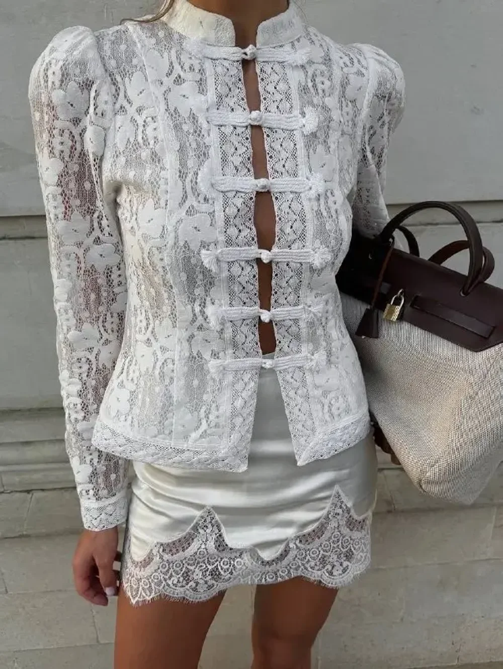 Жакет из кружева белый