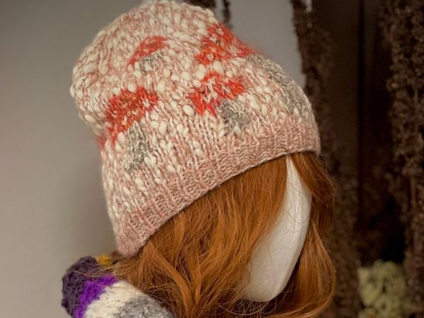 Мягкая шапка для маленьких