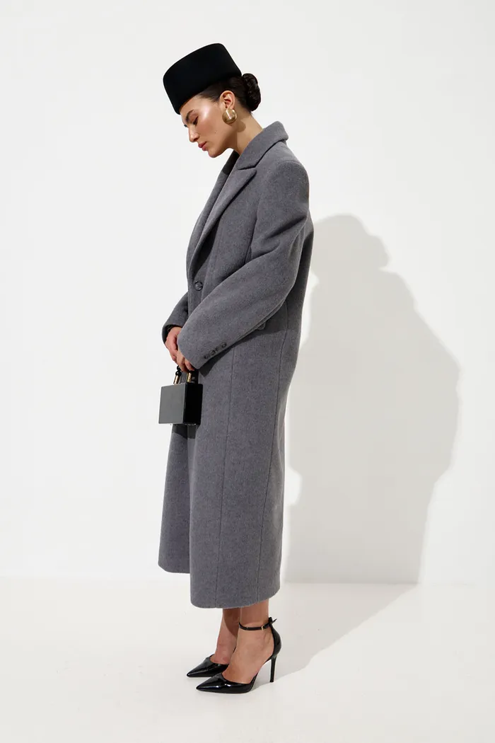 Пальто с шерстью прямого кроя серого цвета