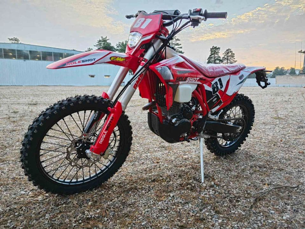 Мотоцикл кроссовый эндуро REGULMOTO Holeshot Red Edition